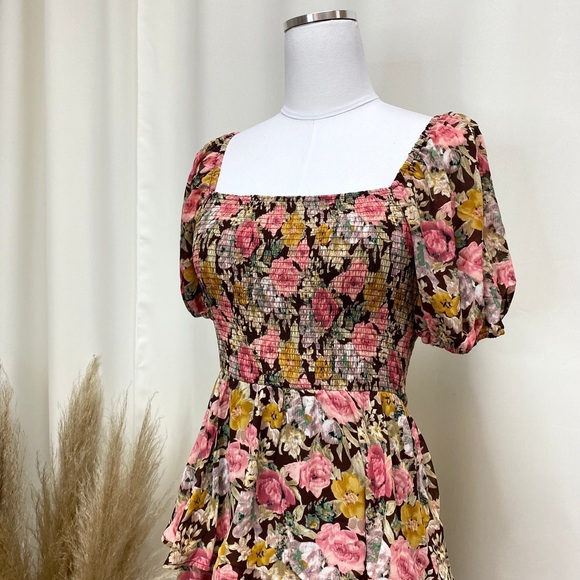 Stunning tiered floral princess dress! To die for! - Picture 4 of 4